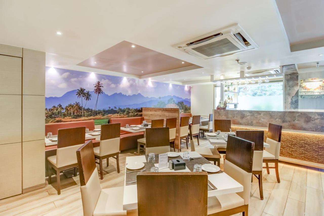 Grand Mookambika Hotel Нави Мумбай Екстериор снимка